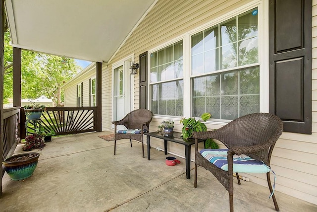 415 E Hulett St, Edgerton, KS 66021 - view of porch