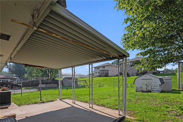 120 Highland Rd, Lansing, KS 66043 - view of patio / terrace featuring central AC