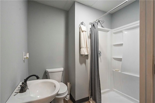 450 Ruth Ewing Rd, Liberty, MO 64068 - full bath with a shower stall, toilet, and a sink