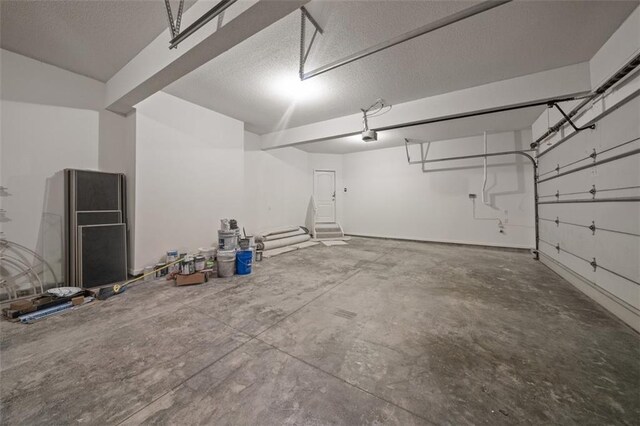 14005 Dearborn St, Overland Park, KS 66223 - view of garage