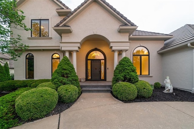 14005 Dearborn St, Overland Park, KS 66223 - view of front of property featuring stucco siding and a tiled roof