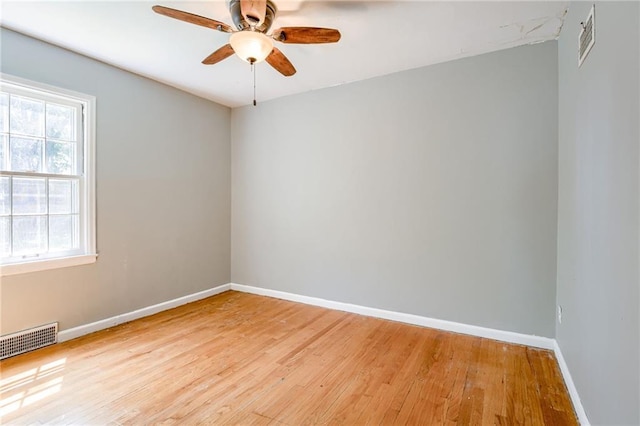 5301 Sycamore Dr, Roeland Park, KS 66205 - unfurnished room featuring light wood-type flooring and a ceiling fan