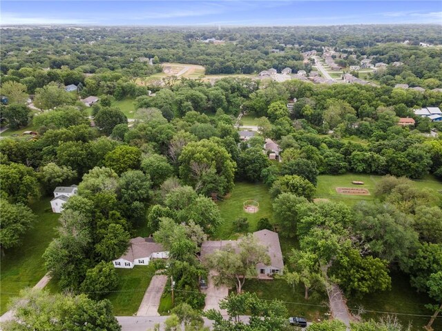 7423 NW Locust Dr, Parkville, MO 64152 - photo 33