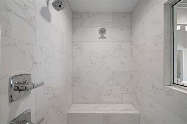 11487 S Cornice St, Olathe, KS 66061 - bathroom with a tile shower