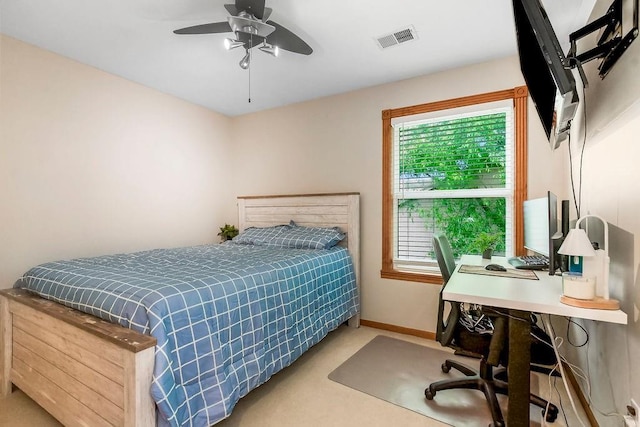 600 N Oak St, Gardner, KS 66030 - bedroom with carpet floors, a desk, and ceiling fan