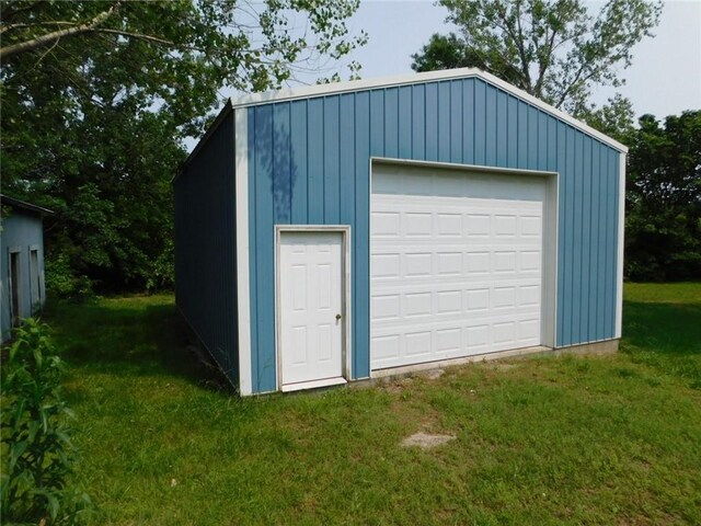 604 S Center St, Baker Township, KS 66760 - photo 11