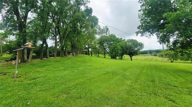 1045 Yale Rd, Mapleton, KS 66754 - view of green lawn