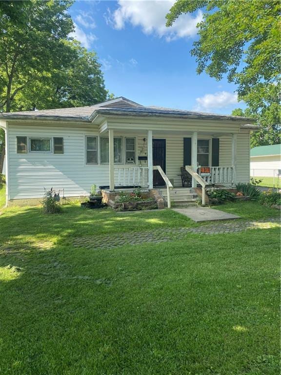 613 E 21st St, Pittsburg, KS 66762 - photo 1