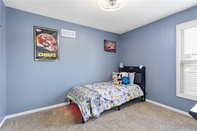 16910 Juniper Dr, Basehor, KS 66007 - bedroom featuring carpet flooring