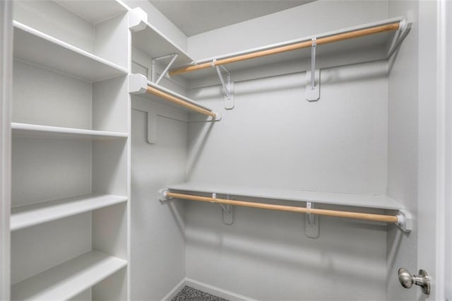 14095 NW 60th Ct, Parkville, MO 64152 - view of spacious closet