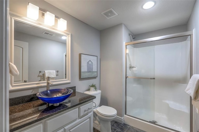 14095 NW 60th Ct, Parkville, MO 64152 - bathroom with a shower stall and vanity