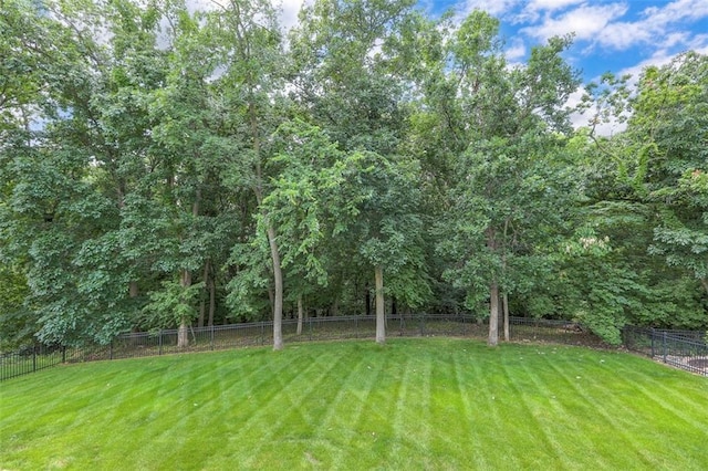 14095 NW 60th Ct, Parkville, MO 64152 - view of fenced backyard