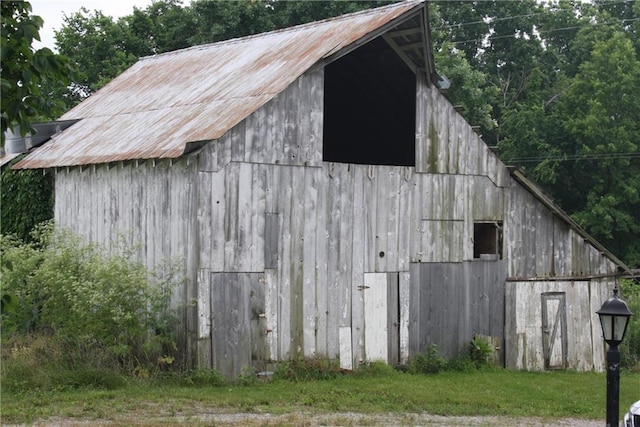45 SW 675th Rd, Warrensburg, MO 64093 - view of barn