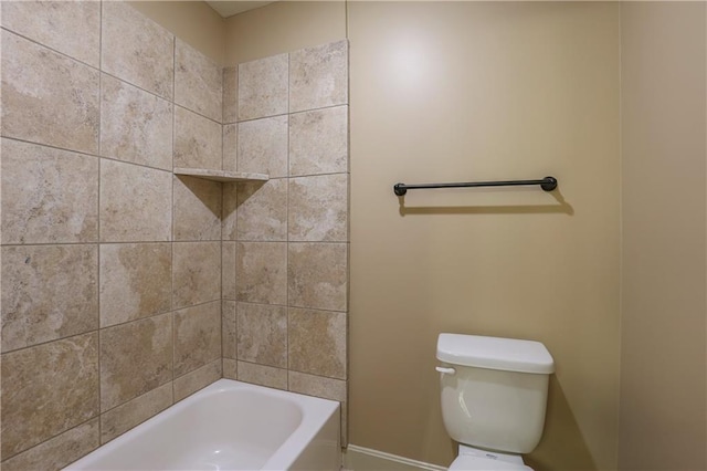 16488 S Summertree Ln, Olathe, KS 66062 - bathroom featuring baseboards and toilet