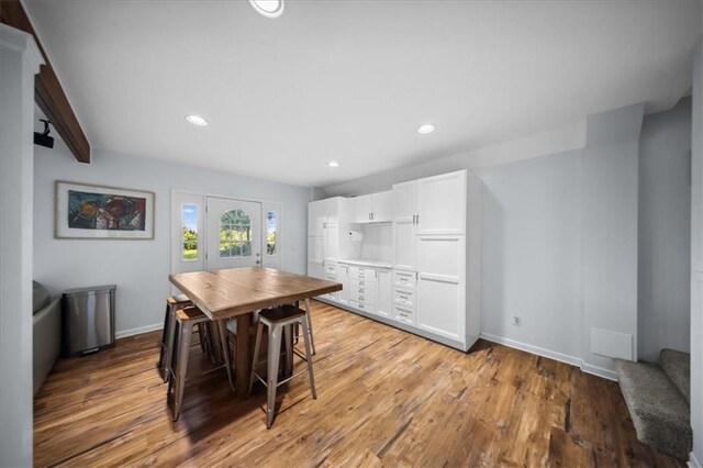 2640 Union Rd, Lawrence, KS 66044 - dining space featuring light wood-type flooring and recessed lighting
