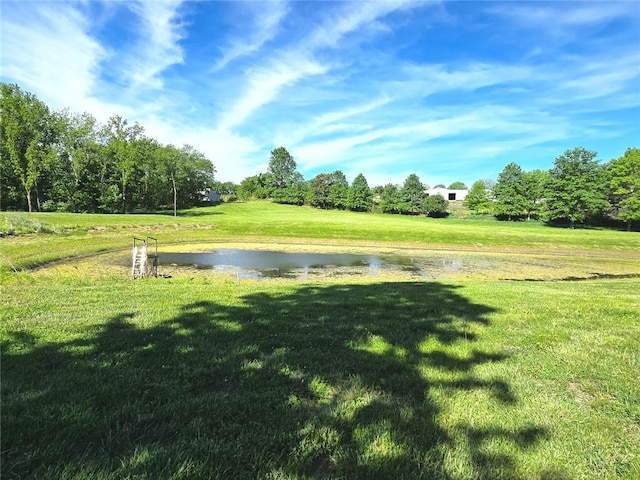 2101 Hillview Rd, Liberty, MO 64068 - view of property's community featuring a water view and a lawn