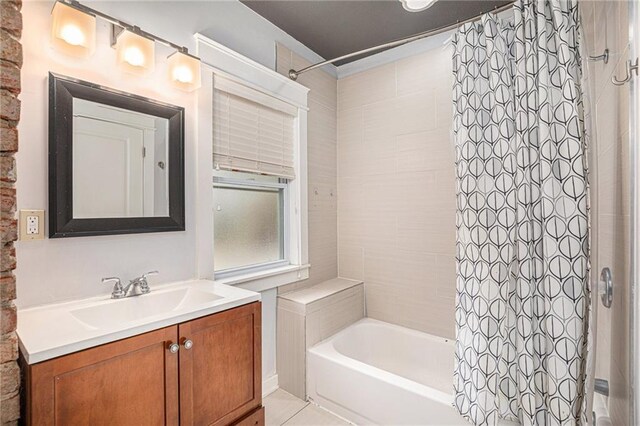4009 Kenwood Ave, Kansas City, MO 64109 - photo 17