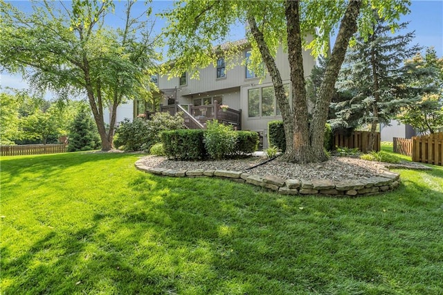 7208 Oakview St, Shawnee, KS 66216 - view of yard