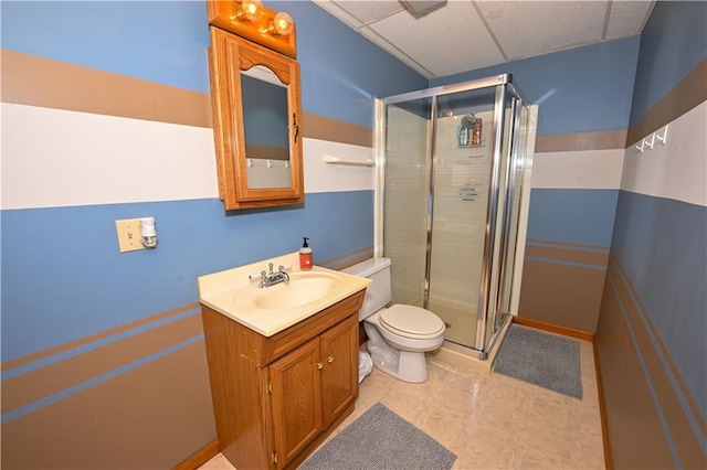 17586 W 112th St, Olathe, KS 66061 - full bathroom with toilet, a shower stall, vanity, and a drop ceiling