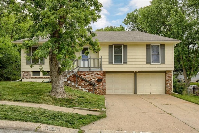 11607 Delmar Dr, Kansas City, MO 64134 - photo 1