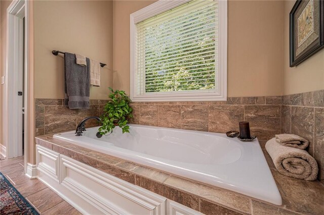 11408 NE 113th Ter, Liberty, MO 64068 - full bath with a garden tub