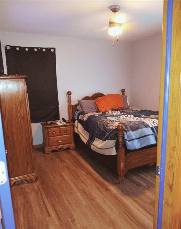 402 W Innes St, Strasburg, MO 64090 - photo 22