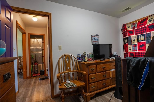 402 W Innes St, Strasburg, MO 64090 - photo 25