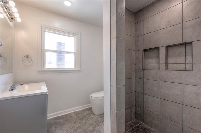 1129 US Highway 50, Centerview, MO 64019 - bathroom featuring vanity, a tile shower, and recessed lighting