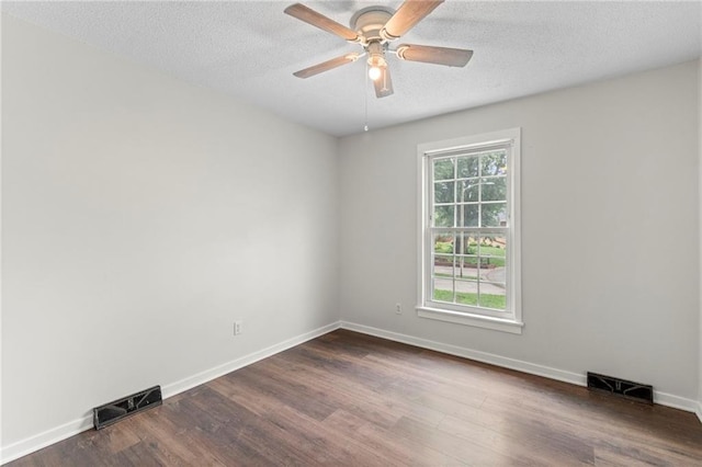 1304 SE Alice Ct, Blue Springs, MO 64014 - photo 18