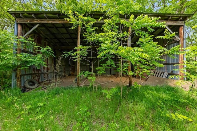 5322 SE Riverside Ter, Saint Joseph, MO 64507 - view of yard