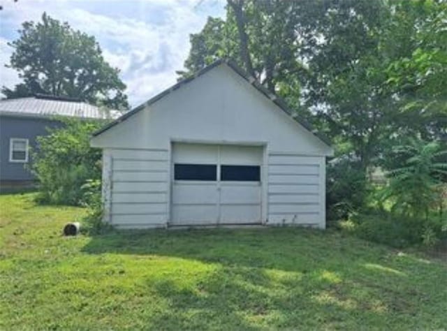 230 E Prairie, Girard, KS 66743 - view of detached garage