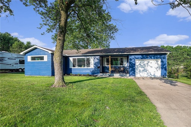 624 S Locust St, Gardner, KS 66030 - single story home with an attached garage, a front yard, concrete driveway, and covered porch