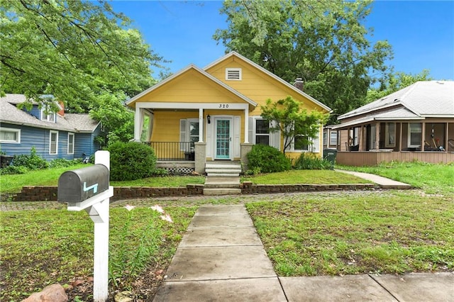 320 Vine St, Leavenworth, KS 66048 - photo 1