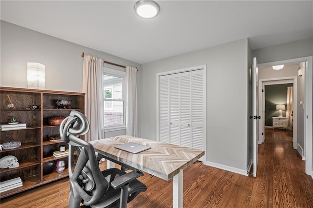 10417 Outlook Dr, Overland Park, KS 66207 - office area featuring wood finished floors and baseboards