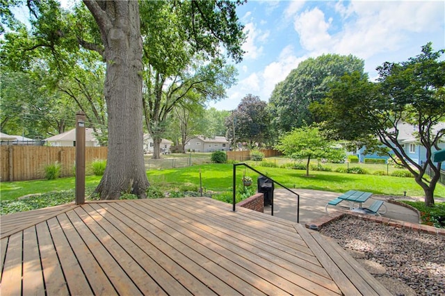 301 W 109th St, Kansas City, MO 64114 - deck with a fenced backyard and a patio