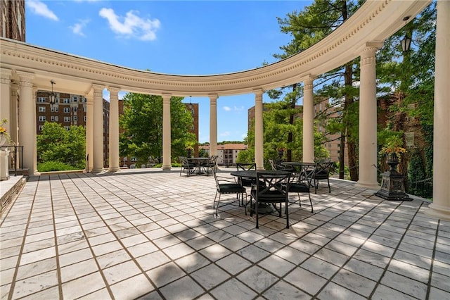 4618 Warwick Blvd Unit 6C, Kansas City, MO 64112 - view of patio featuring outdoor dining space