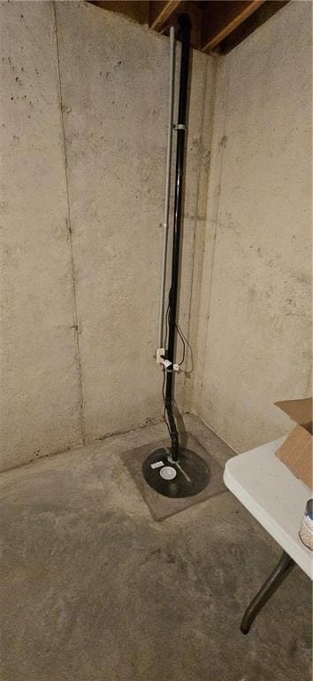 12432 Live Oak Cir, Peculiar, MO 64078 - basement view of drainage system