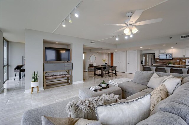 600 E Admiral Blvd Unit 1108, Kansas City, MO 64106 - photo 7