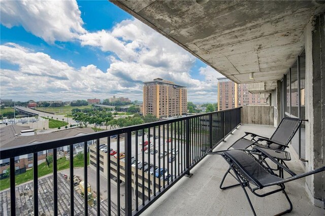 600 E Admiral Blvd Unit 1108, Kansas City, MO 64106 - photo 25