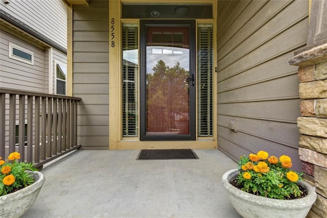 8558 Barstow St, Lenexa, KS 66219 - doorway to property