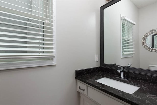 16533 W 80th St, Lenexa, KS 66219 - bathroom featuring vanity and toilet