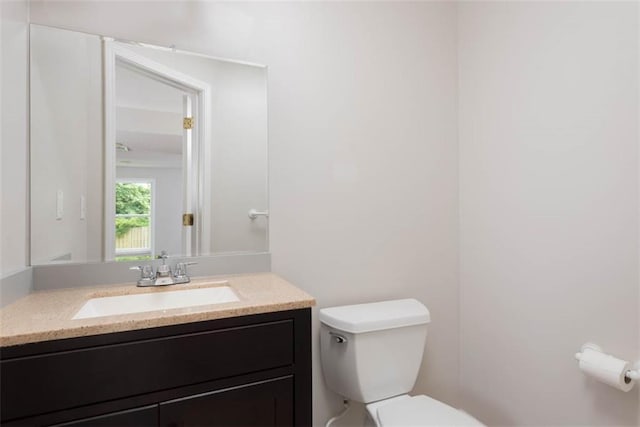 16533 W 80th St, Lenexa, KS 66219 - half bathroom with toilet and vanity
