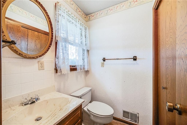 630 Oo Hwy, Centerview, MO 64019 - bathroom featuring vanity and toilet