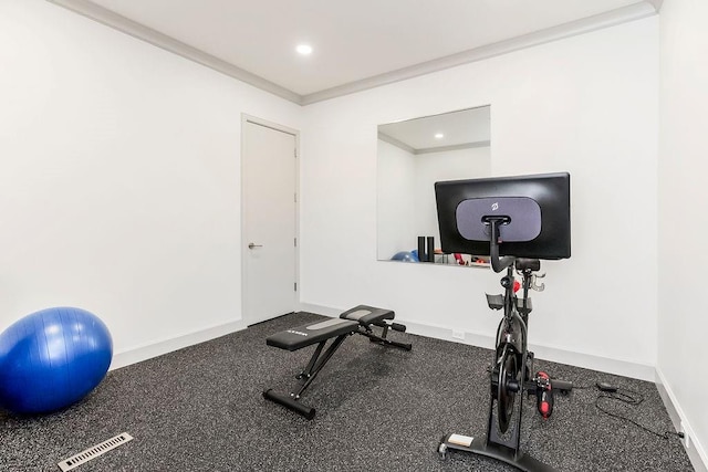 400 W 49th Ter Unit 2106, Kansas City, MO 64112 - workout area with ornamental molding, recessed lighting, and baseboards