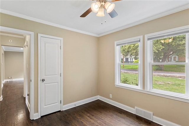 8424 Ward Parkway Plz, Kansas City, MO 64114 - empty room with dark wood-style flooring, crown molding, and ceiling fan