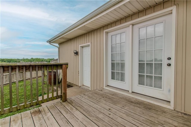 604 Lake Rd, Garden City, MO 64747 - view of wooden deck
