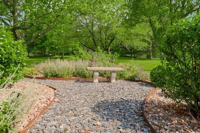 18061 Berry Hill Dr, Stilwell, KS 66085 - photo 39