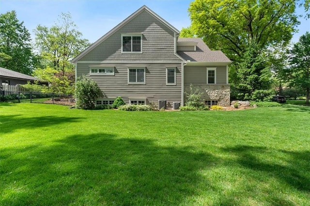 5812 Reinhardt Dr, Fairway, KS 66205 - view of back of house