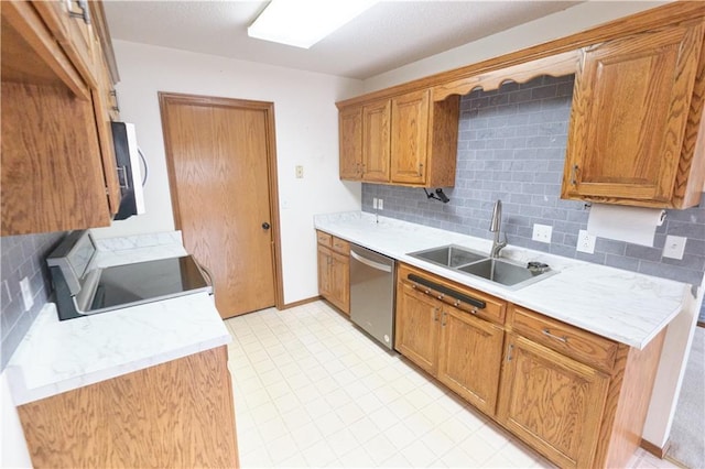 500 Valley View Dr, Frontenac, KS 66763 - kitchen featuring stove, dishwasher, light countertops, and tasteful backsplash