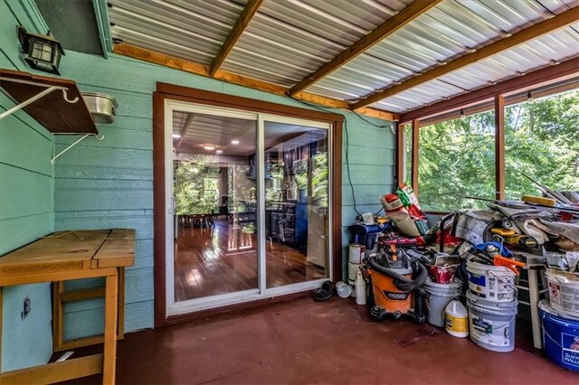 8303 Wabash Ave, Kansas City, MO 64132 - view of sunroom / solarium